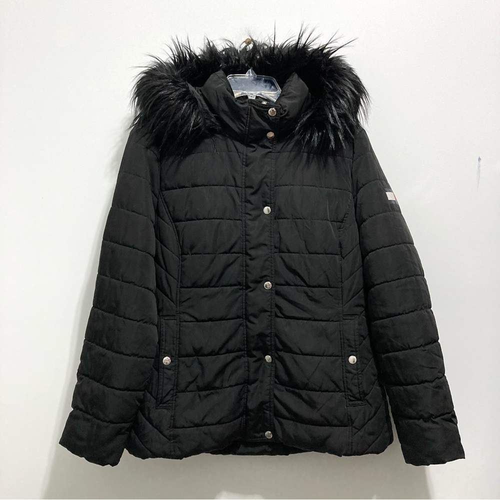 Tommy Hilfiger Women’s Black Winter Puff Jacket